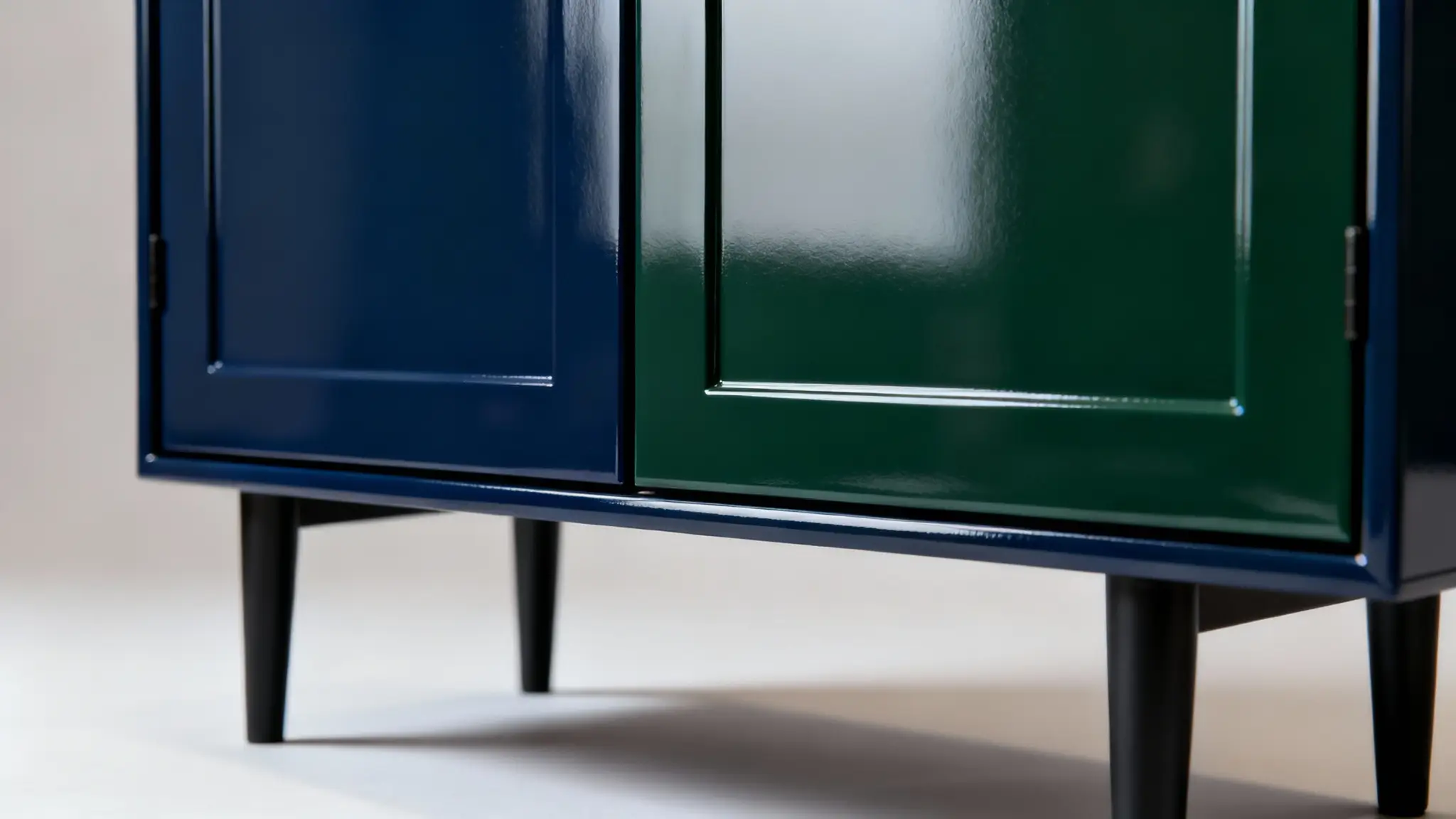 Cómo pintar muebles de cocina y renovar el espacio sin obras